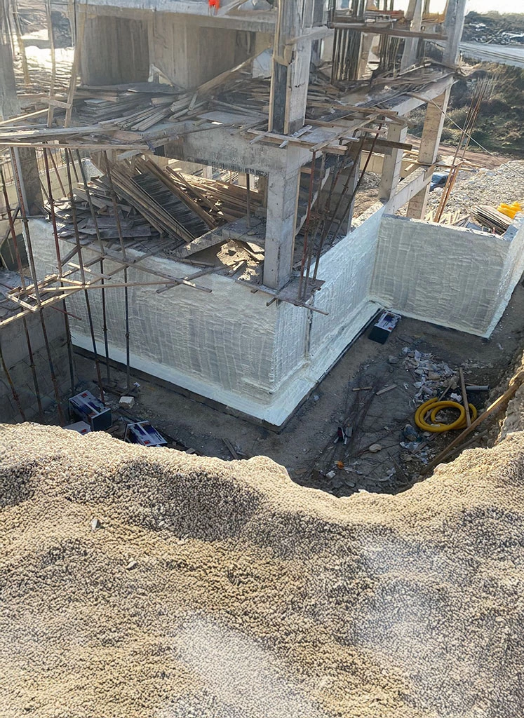 Temel Perde Su Yalıtımı Ve Kaplaması 1 Temel Perde Su Yalıtımı Için Polyurea Membran Uygulaması